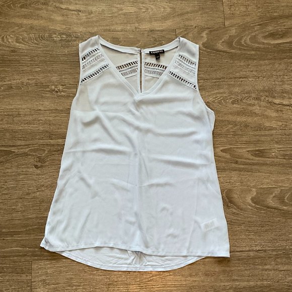 Express Sleeveless‎ Vneck Light Blue Blouse Shirt Women’s Size Small - Picture 1 of 7